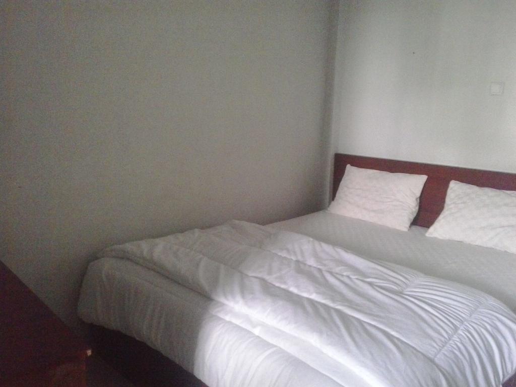 Zameena Guest House Cimahi Luaran gambar