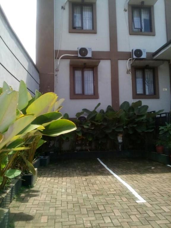 Zameena Guest House Cimahi Luaran gambar